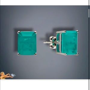 Minimalist dainty emerald earrings